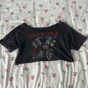 Brandy Melville Daytona bike week‘ 93’ cropped tee